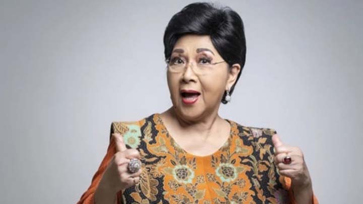 Mengenang Perjalanan Hidup Sang Legenda, Titiek Puspa