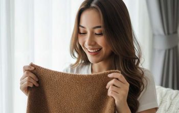 5 Bahan Pakaian Paling Adem Saat Cuaca Panas Melanda