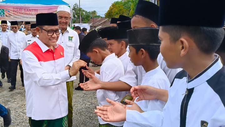 Hari Santri Nasional, Cak Imin Sentil Minimnya Perhatian Pemerintah ke Pesantren